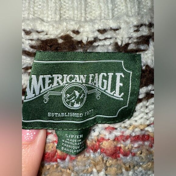 American Eagle Oversized Semi Crop Black and White Acrylic Patterned Cardigan #7 - Picture 3 of 5